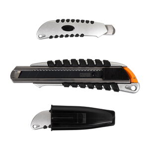 Cutter 18 mm, inkl. BlackBlade Abbrechklinge, Ergonomisch geformtes Cuttermesser, mit 2K-Griff, im Kunststoffköcher, für alle 18 mm Abbrechklingen, Vollmetallausführung mit Auto-Stopp